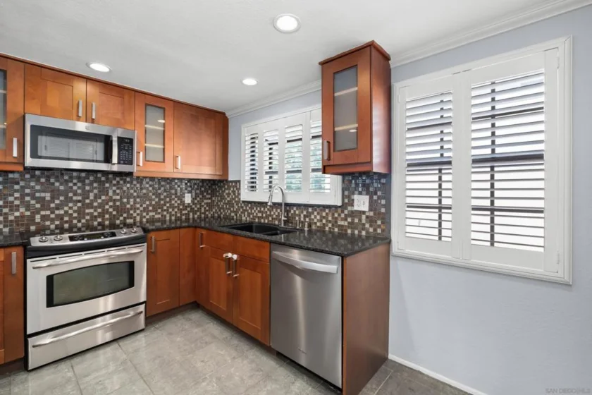 1411 Robinson Avenue #14 photo 23