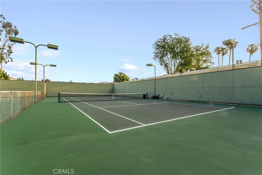 15133 Magnolia Boulevard #D photo 16