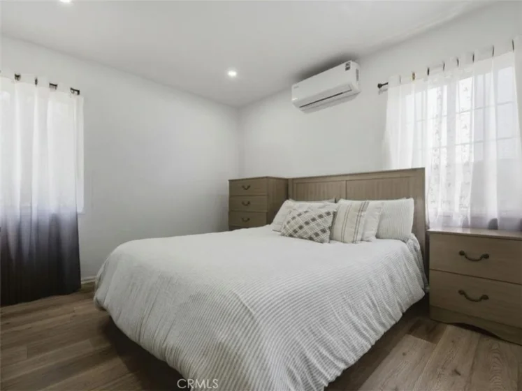 308 E Maple Apt 5 photo 12