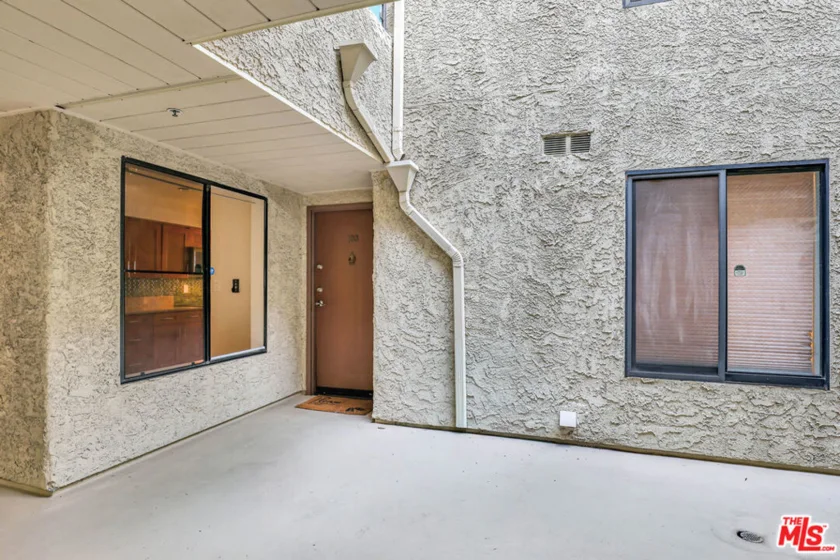 1900 Vine Street #103 photo 22