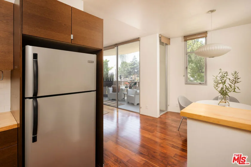 4455 Los Feliz Boulevard #207 photo 10