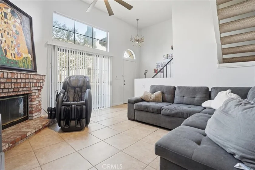 14325 Foothill #9 photo 2