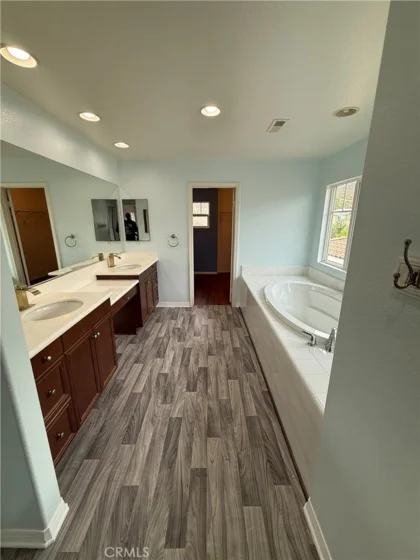 30967 Sanjay Court photo 9