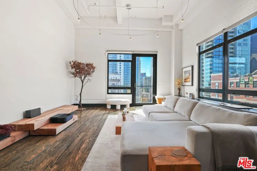 849 S Broadway #1210 photo 35