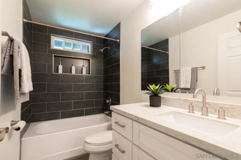 16470 Avenida Venusto #Unit F photo 26
