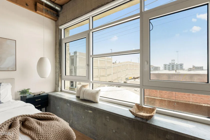 530 S Hewitt Street #455 photo 22