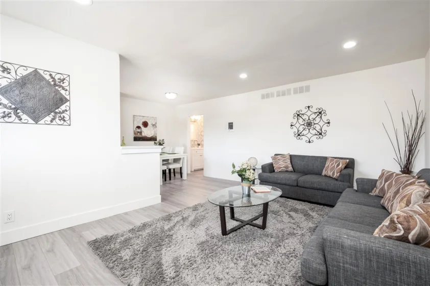 620 E Lexington Avenue #24 photo 1