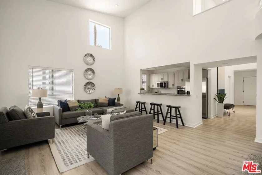 1617 S Beverly Glen Boulevard #404 photo 29