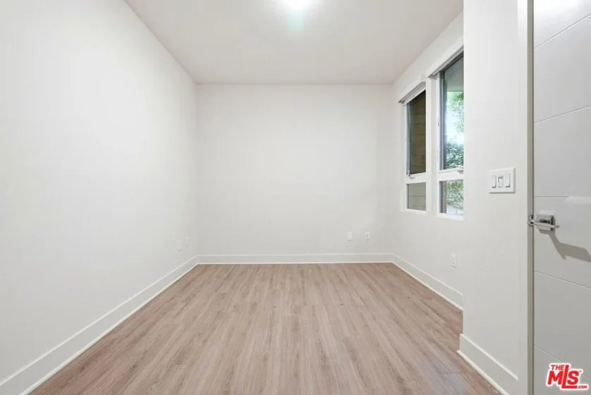 2111 N Cahuenga Boulevard #11 photo 46