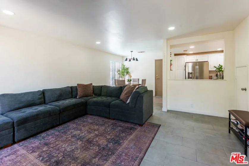 9376 Moonbeam Avenue #9 photo 3