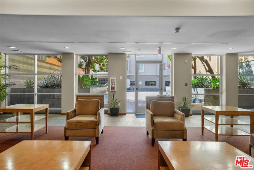 4050 Glencoe Avenue #309 photo 5
