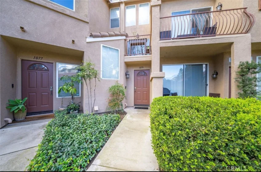 1079 S Positano Avenue photo 1