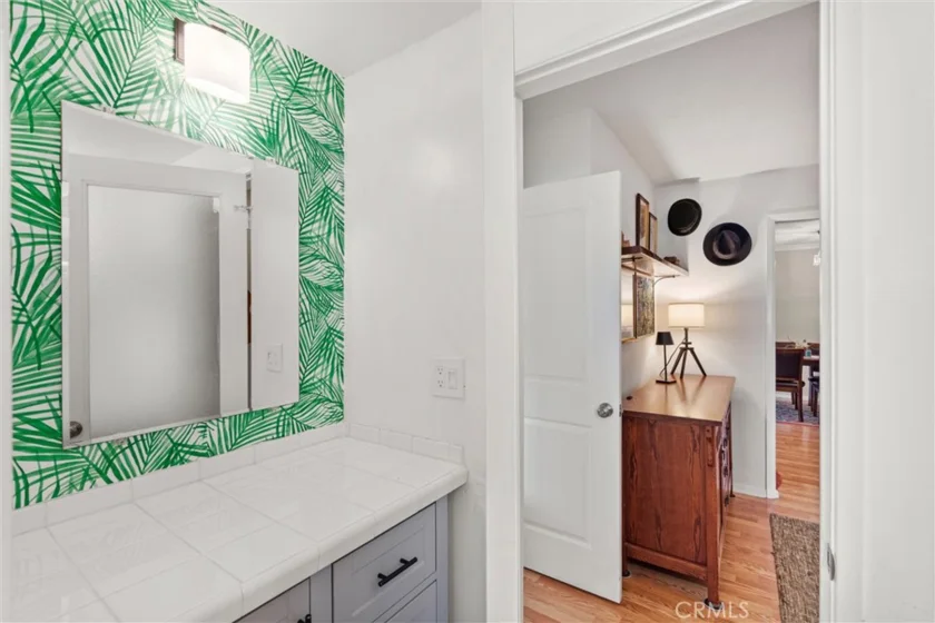 401 W 5th Street #1A photo 7
