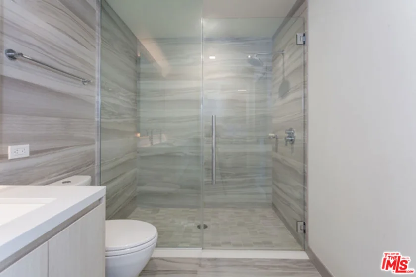 1050 S Grand Avenue #905 photo 35