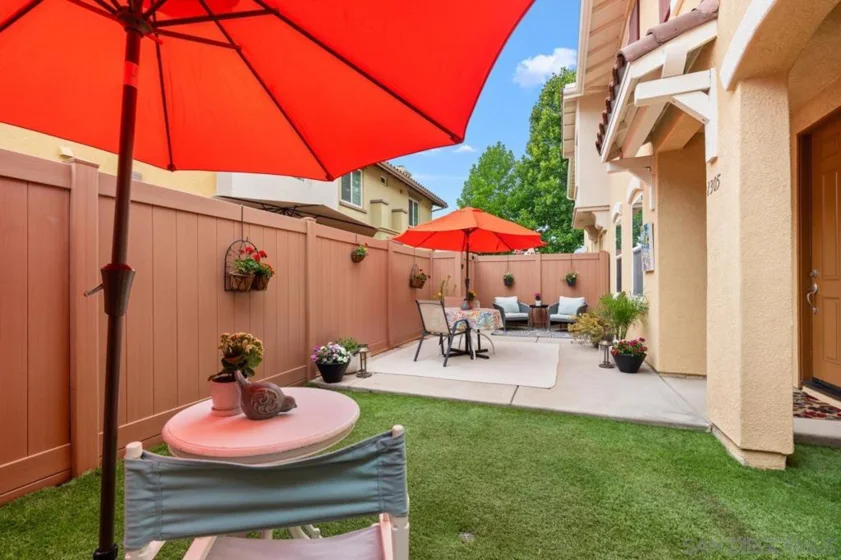 1305 Isabella Way photo 2