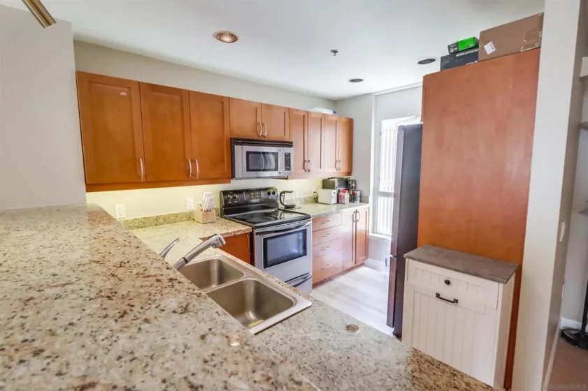 427 9th Avenue #409 photo 7