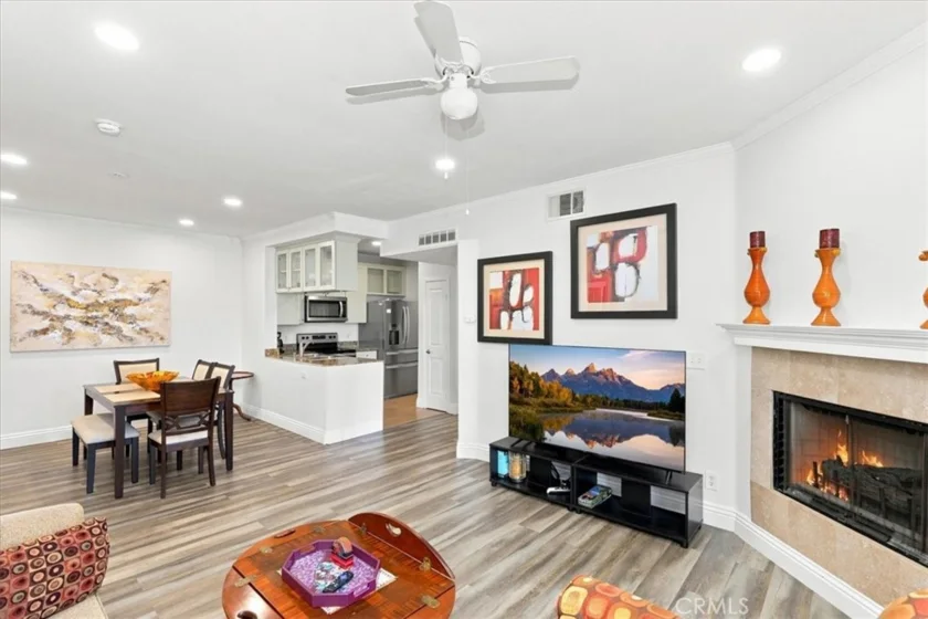 22681 Oakgrove #426 photo 35