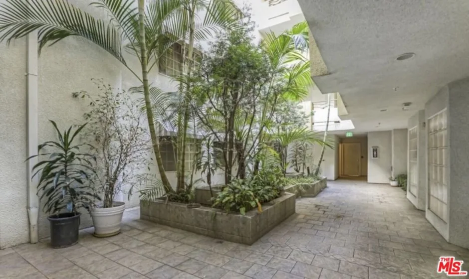 1817 Selby Avenue #102 photo 6
