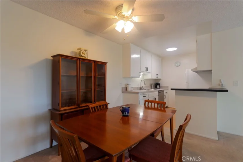 424 N Bellflower #101 photo 9