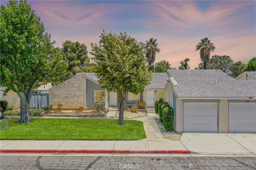 25926 Baylor Way photo 1