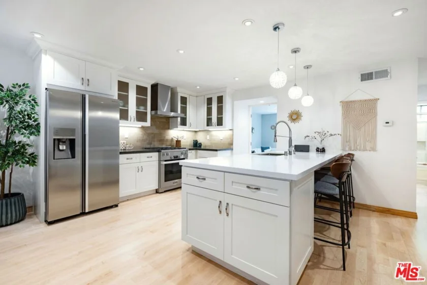 938 5th Street #5 photo 3