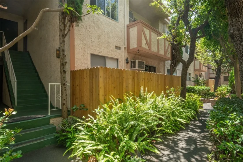 12030 Rochester #207 Avenue #207 photo 9