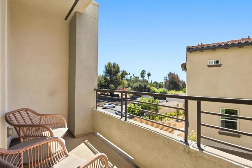 2572 S Escondido Boulevard #808 photo 23
