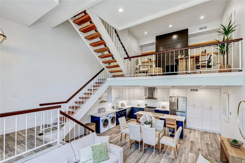 984 Granville photo 24
