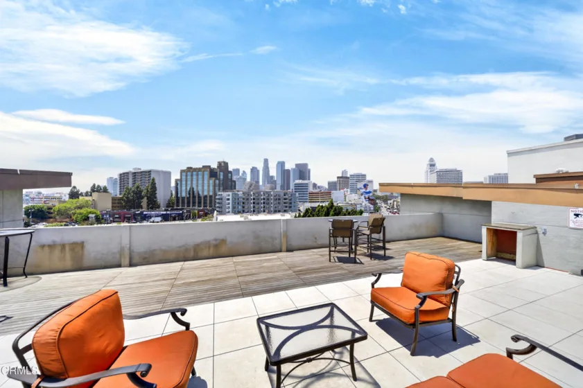 100 S Alameda Street #259 photo 21