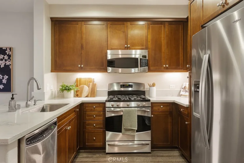 629 Traction Avenue #312 photo 44