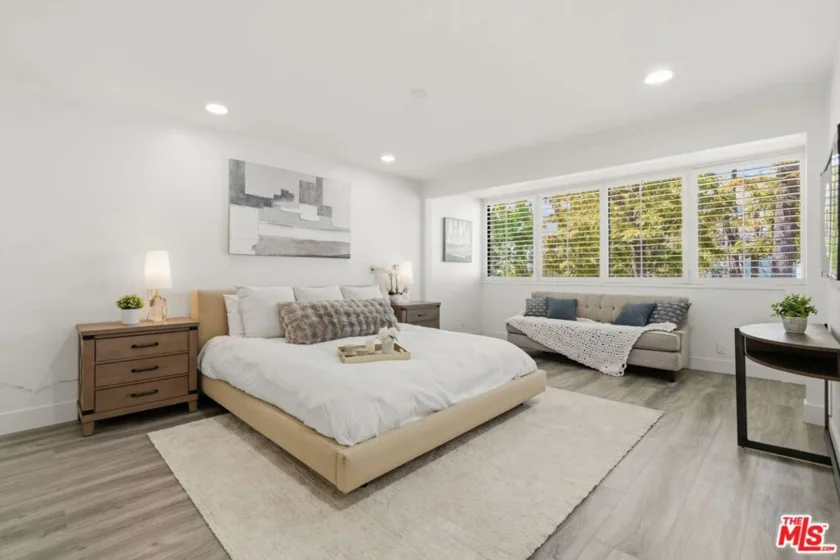 13224 Admiral Avenue #D photo 3