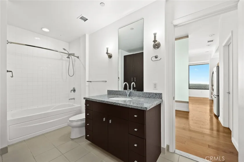 1100 Wilshire Boulevard #3309 photo 12
