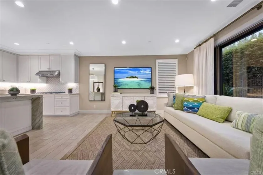 166 Villa Ridge photo 4