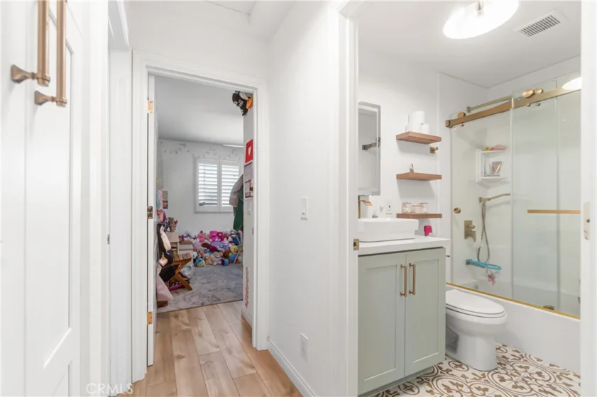 2890 E Artesia #60 photo 15