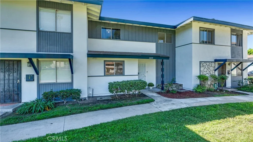 11074 Kibbins Circle photo 2