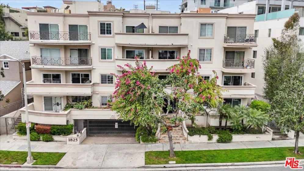 1825 S Beverly Glen Boulevard #205 photo 1