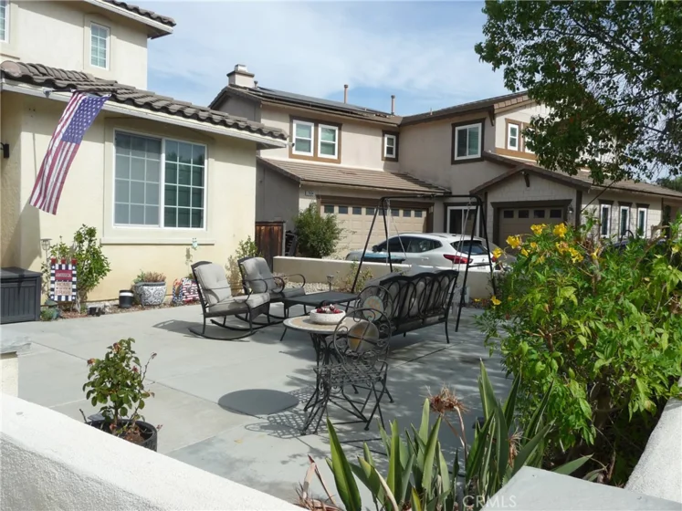 23682 Saratoga Springs photo 5