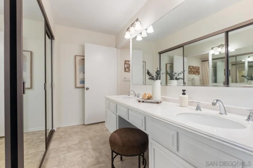 6585 Caminito Scioto photo 38