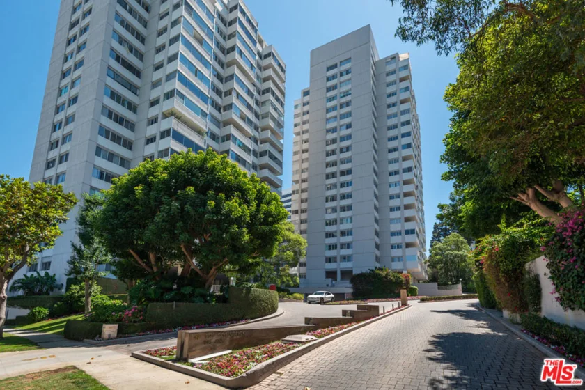 865 Comstock Avenue #PHD photo 1