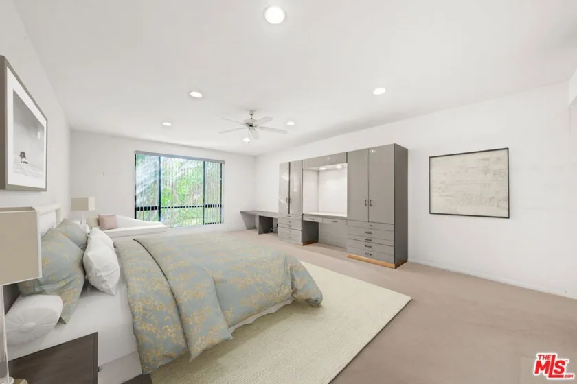 4454 Ventura Canyon Avenue #103 photo 8