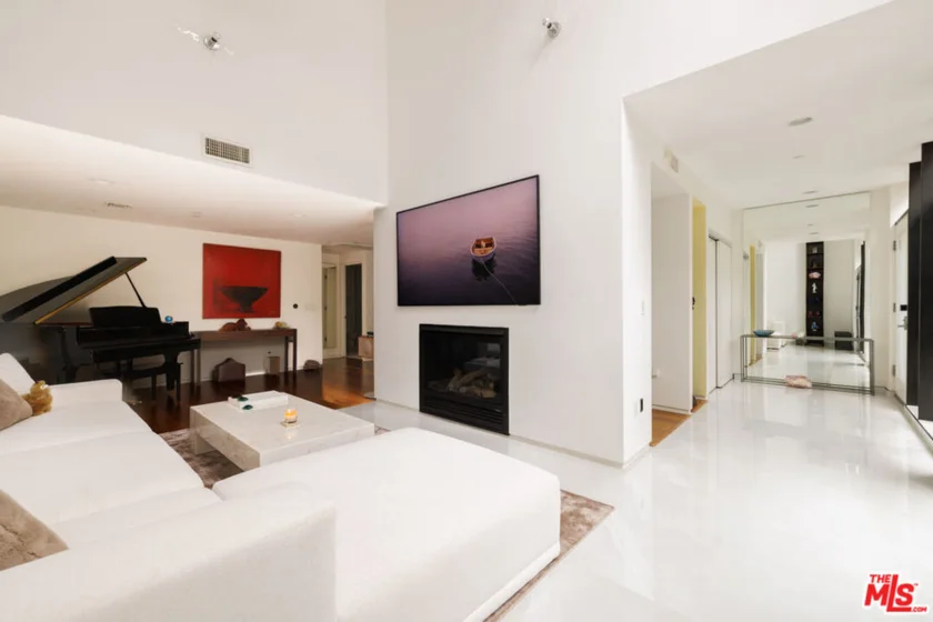 825 N Kings Road #2 photo 5