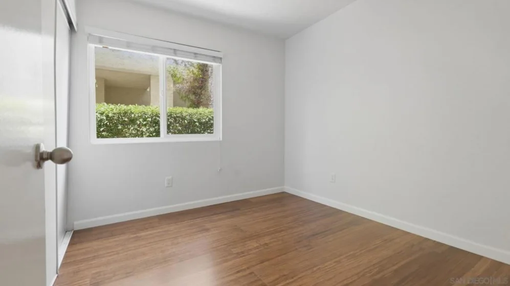 1612 Bridgeview Drive photo 18