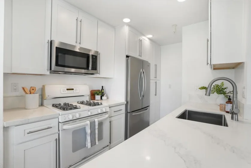 18242 Parkview Lane #208 photo 11