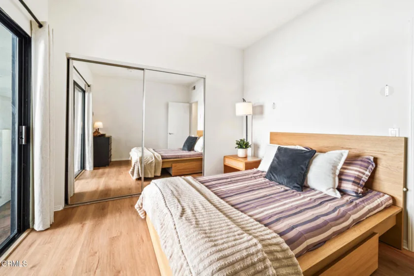 111 S Oak Knoll Avenue #107 photo 30