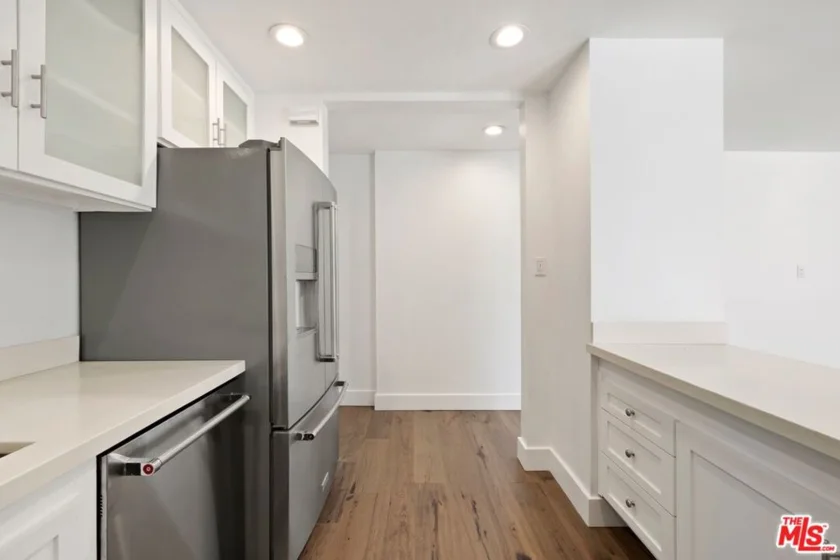 101 California Avenue #206 photo 8