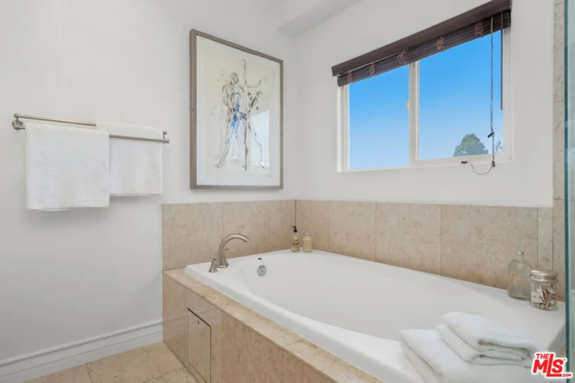 11723 Mayfield Avenue #4 photo 14