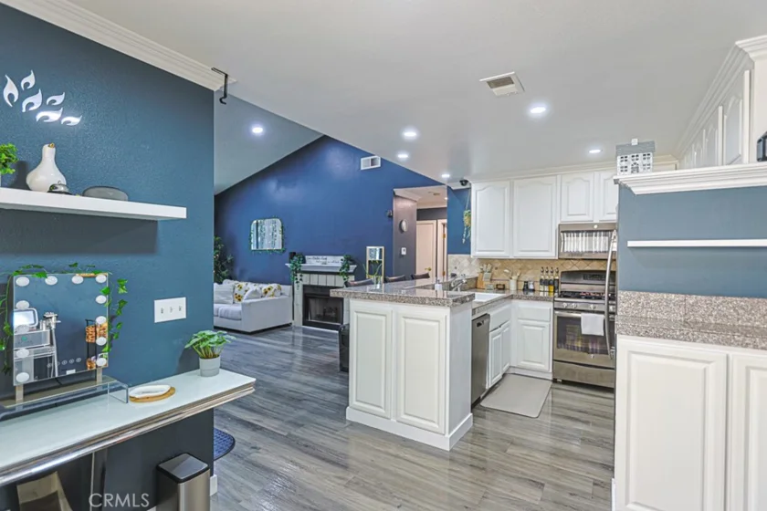 10571 S Lakeside Drive #178 photo 6