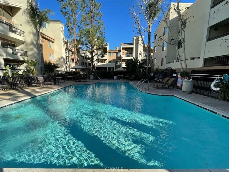 5545 Canoga Avenue #220 photo 31