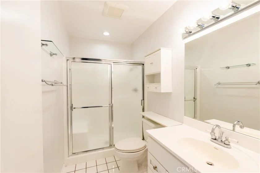 18502 Mayall #B photo 21