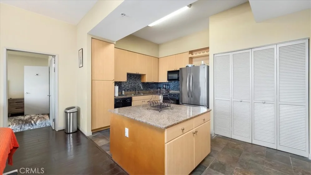 488 E Ocean #708 photo 13